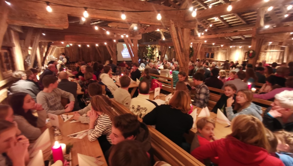 Skiclub feiert stimmungsvoll am Nikolaustag